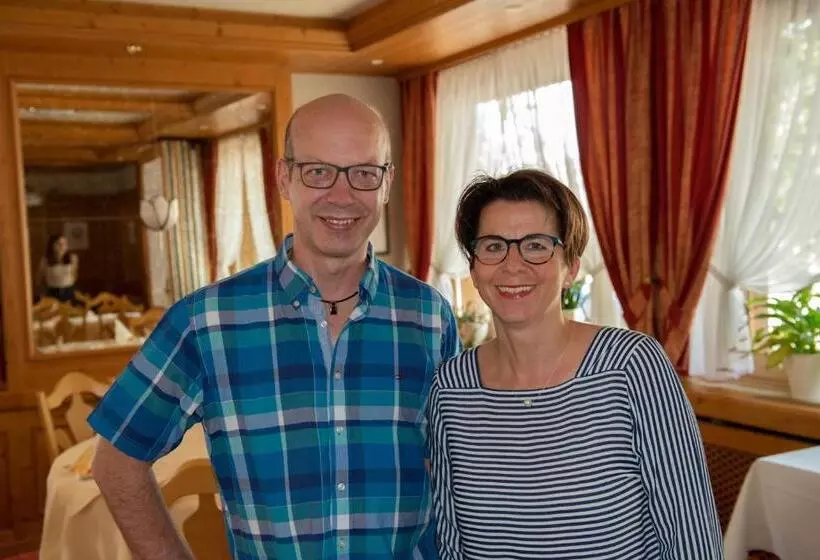 Majatalo Gasthof Pfauen