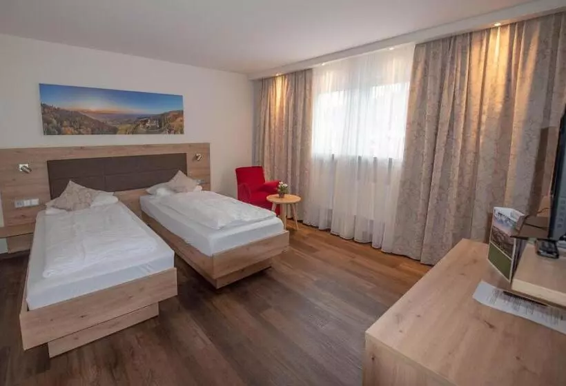 Majatalo Gasthof Pfauen