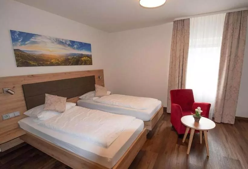 Majatalo Gasthof Pfauen