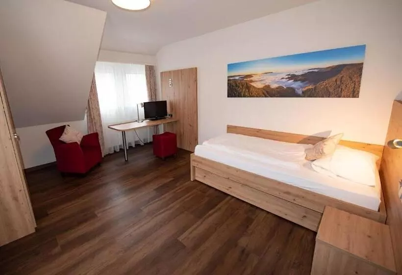 Majatalo Gasthof Pfauen