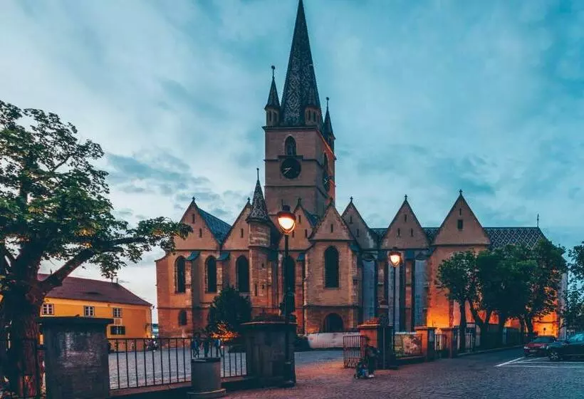 پانسیون Gasthof Sara