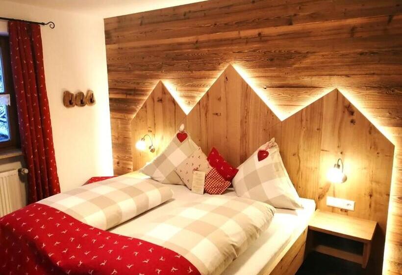 پانسیون Gästehaus Schönfeld