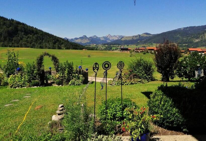 پانسیون Gästehaus Schönfeld