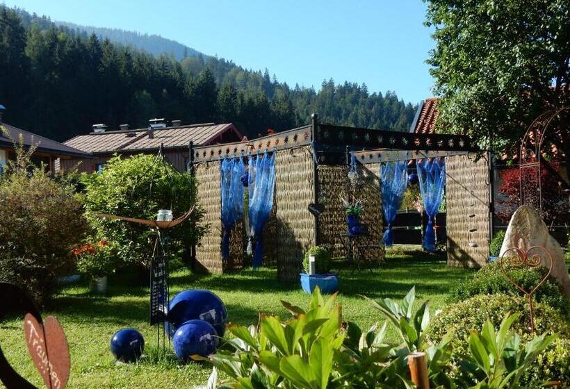 پانسیون Gästehaus Schönfeld