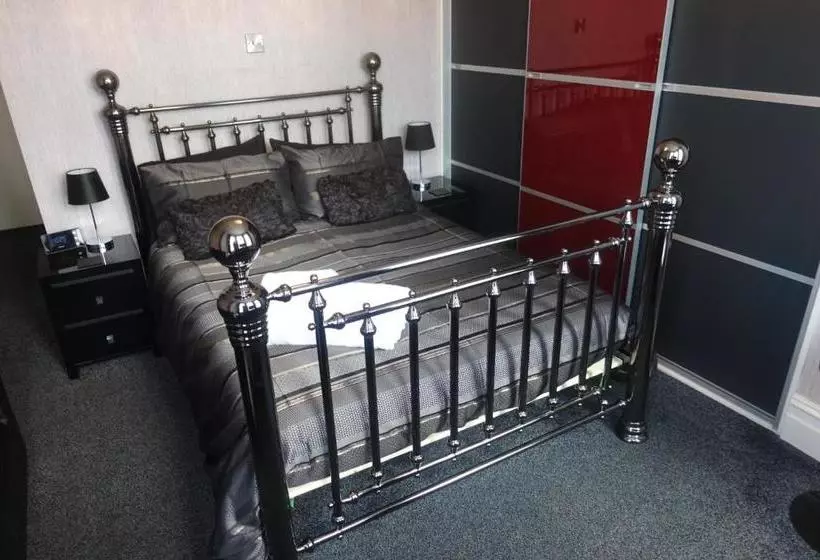 ペンション Oakover Guest House