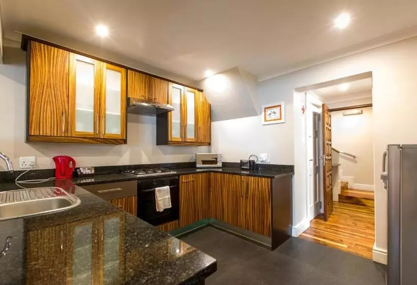 Majatalo Orange Inn Knysna