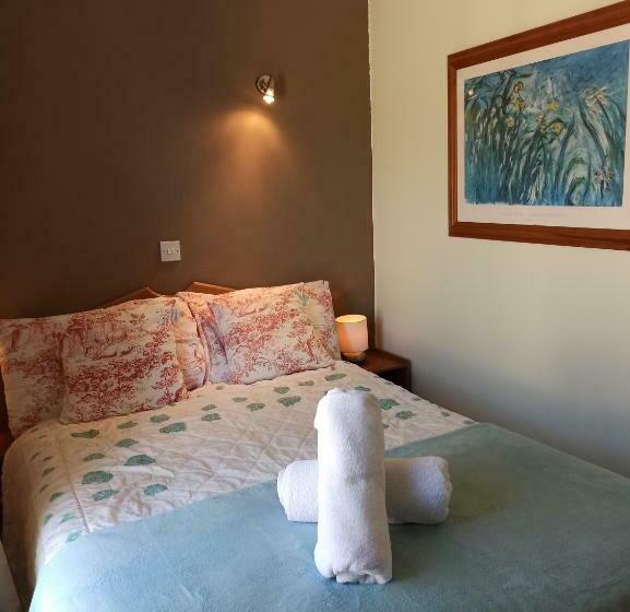 بنسيون The Ferry Boat