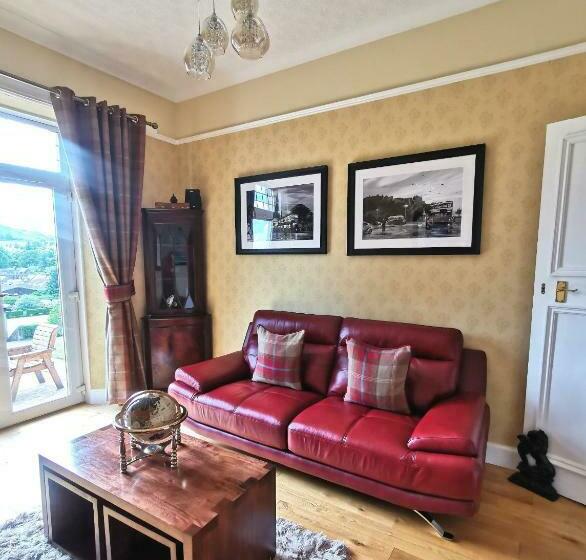 פנסיון The Knowe Guest House