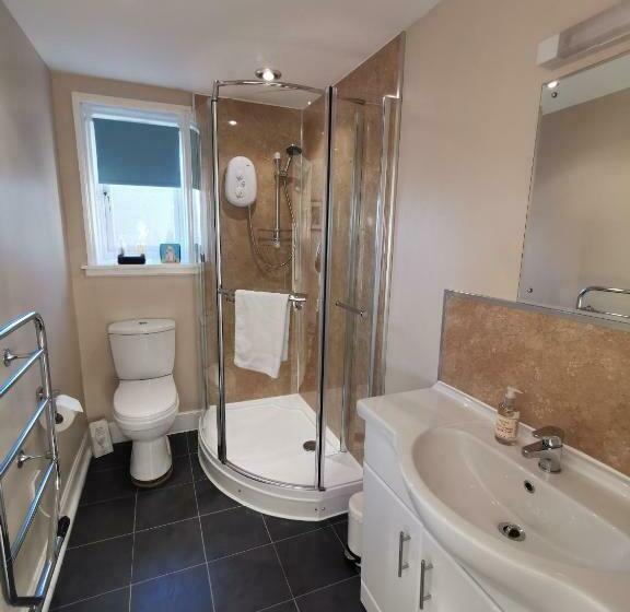 פנסיון The Knowe Guest House