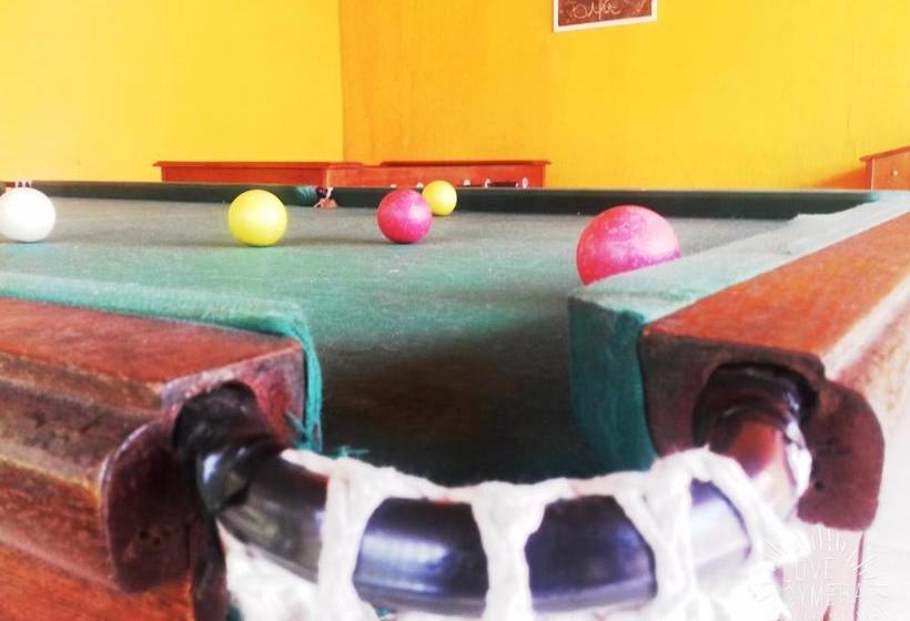 פנסיון Thetis Hotel Pousada