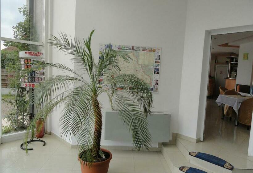 بنسيون Villa Grande