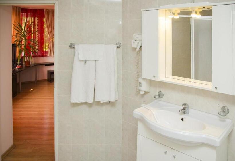 بنسيون Villa Grande