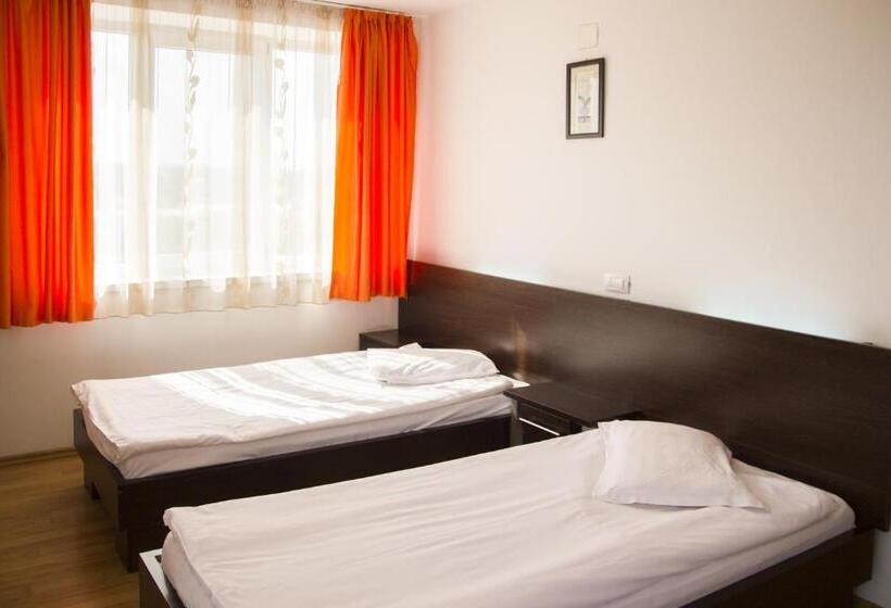 بنسيون Villa Grande