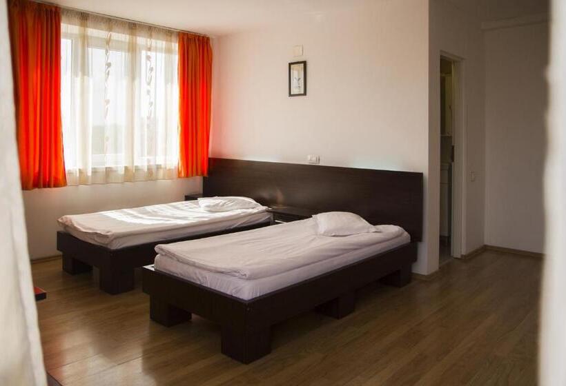 بنسيون Villa Grande