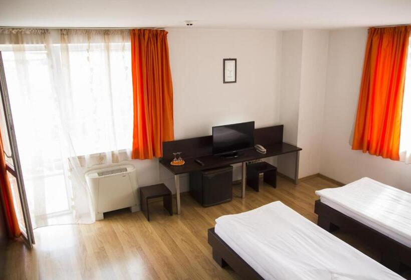 بنسيون Villa Grande