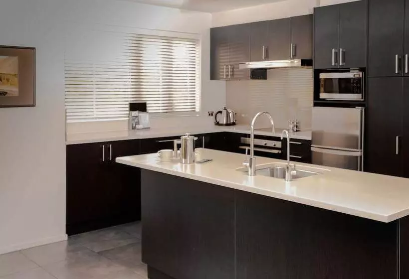 Village Lake Apartments