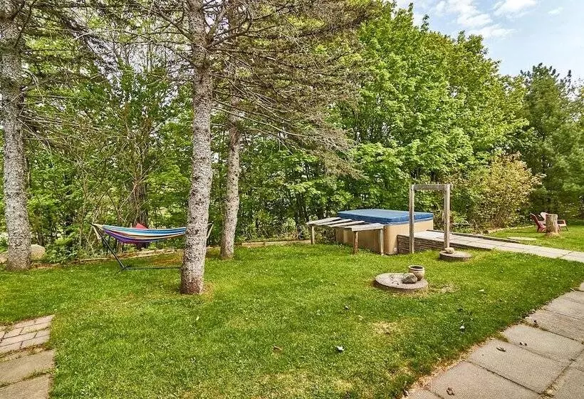 ベッドアンドブレックファースト Auberge De La Tour Et Spa