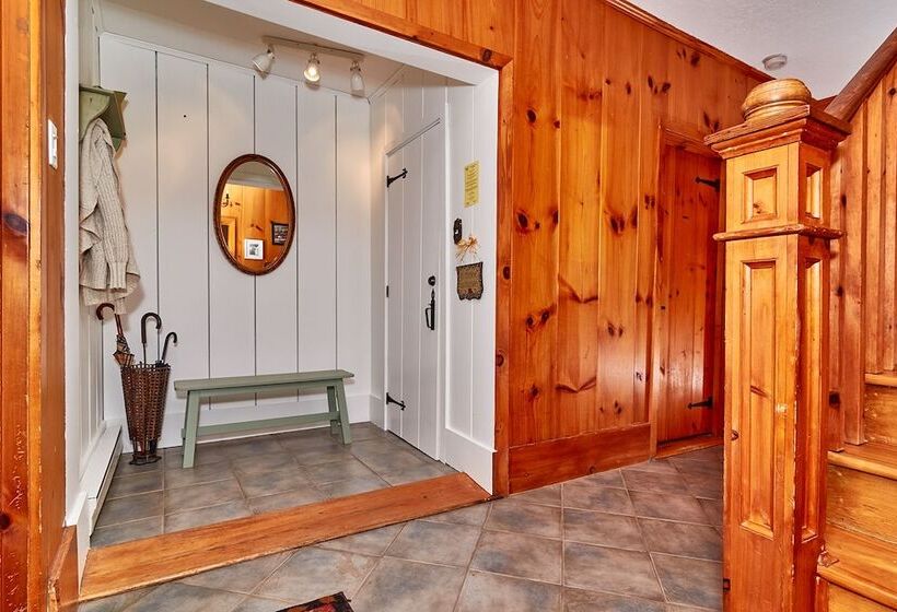 Bed and Breakfast Auberge De La Tour Et Spa