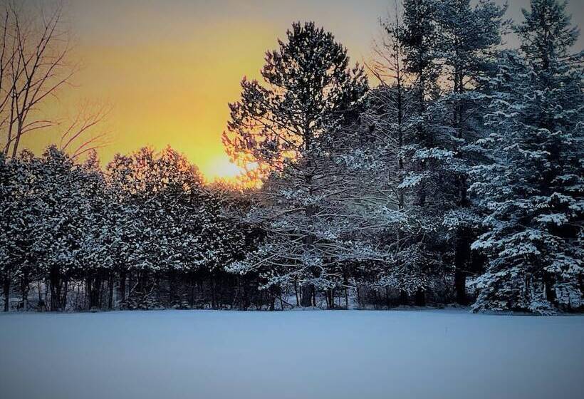مبيت وإفطار Le Pimbina