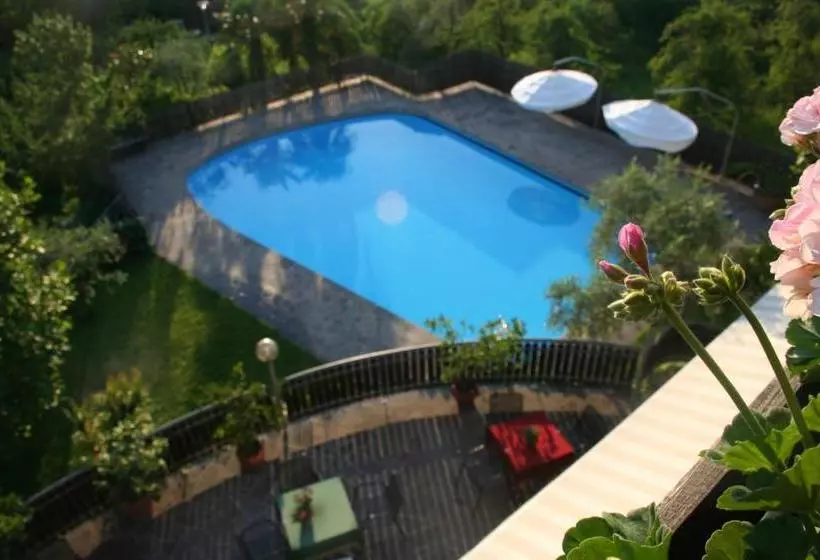 Aamiaismajoitus (B&B) Pension Sonnheim