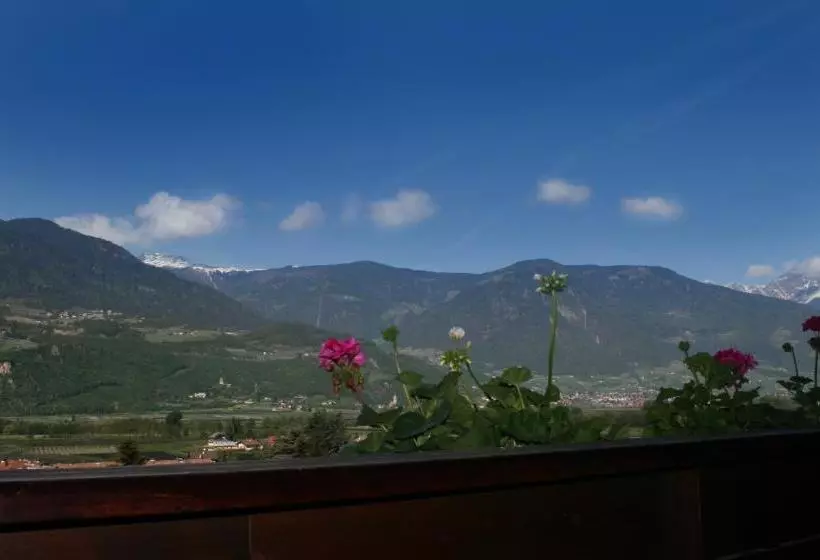 Aamiaismajoitus (B&B) Pension Sonnheim