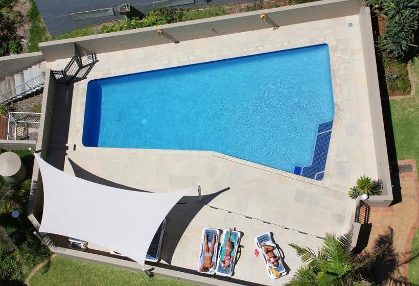 Narrowneck Court Holiday Apartments