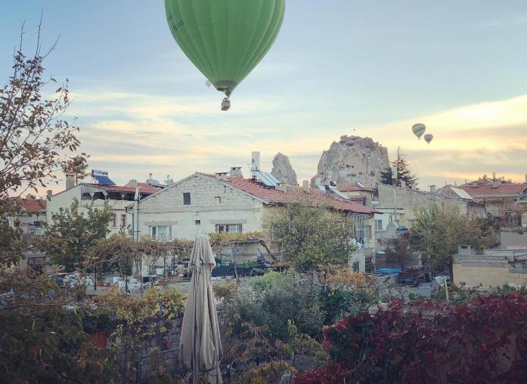 بنسيون Anatolia Raymonde Cave House