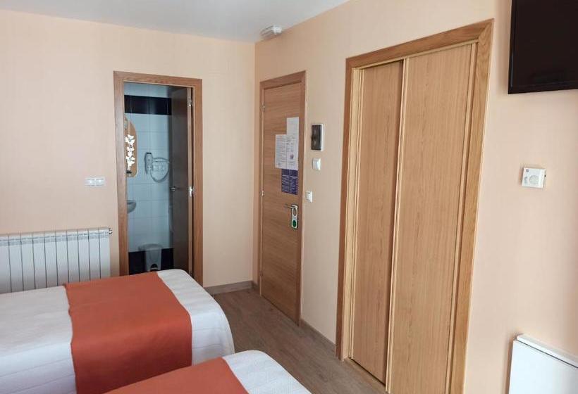 פנסיון Flor De Sal