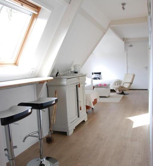 膳宿费 Duinlust Dishoek