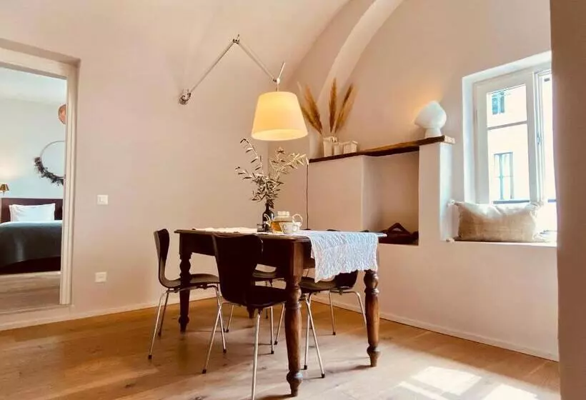 پانسیون Guesthouse Castagnola