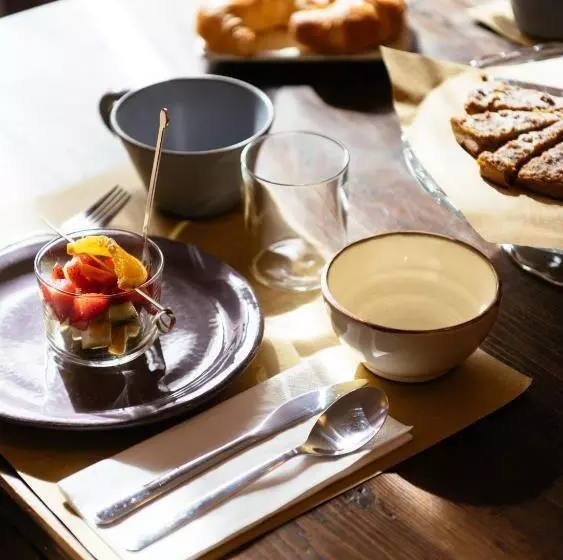 پانسیون Guesthouse Castagnola