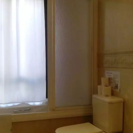 پانسیون Hostal Granada