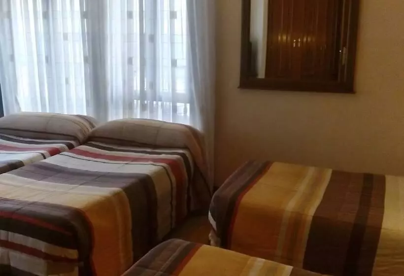 پانسیون Hostal Granada