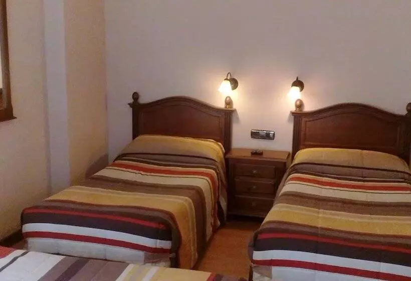 پانسیون Hostal Granada