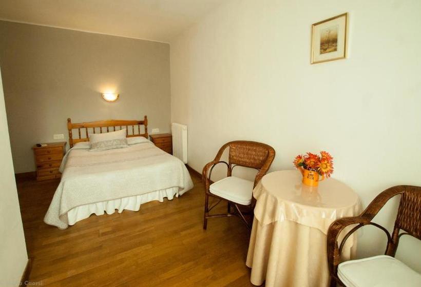 ペンション Hostal L'estació