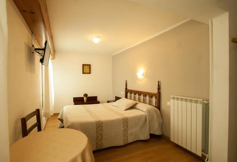 ペンション Hostal L'estació