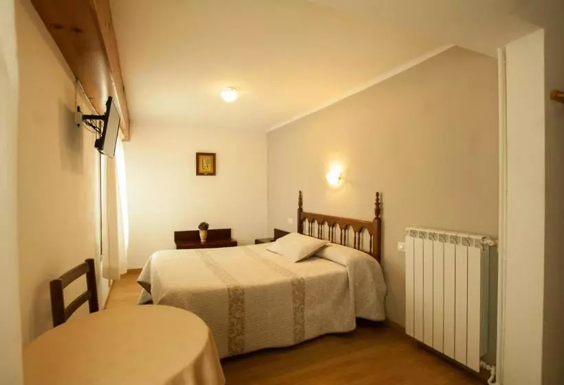 Pension Hostal L'estació