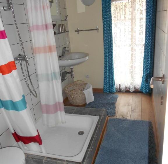 پانسیون Johan's Lodge