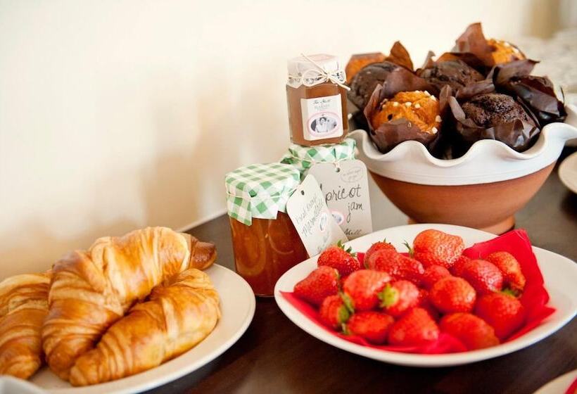 بنسيون Kinvara Guesthouse