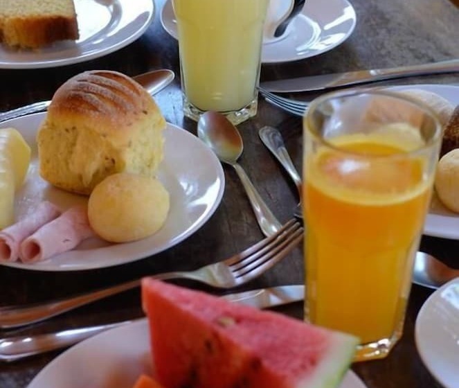 بنسيون Pousada Beija Flor