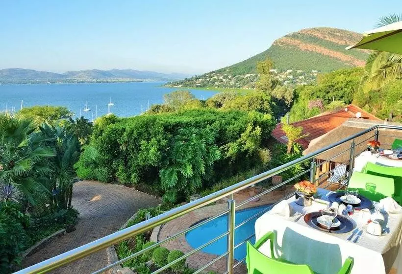 Majatalo Stirling Manor Boutique Guest House