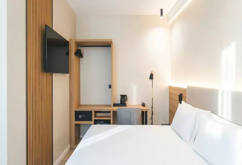 Hotelli Gaudea Santa Pola