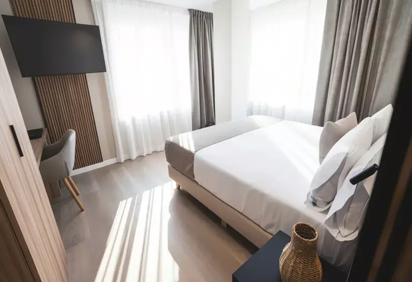 Hotelli Gaudea Santa Pola