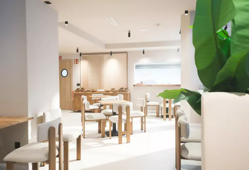 Hotelli Gaudea Santa Pola