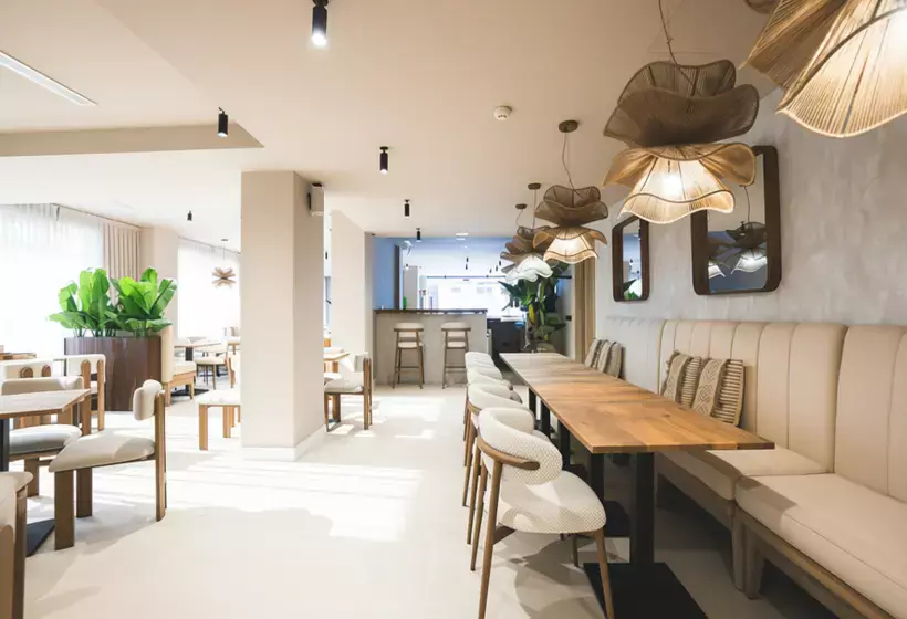 Hotelli Gaudea Santa Pola