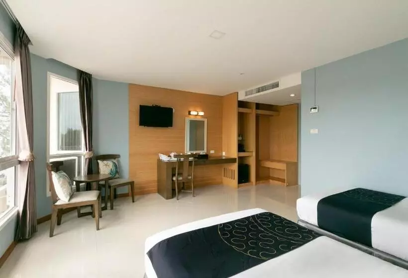 هاستل Goldenbeach Boutique Resort