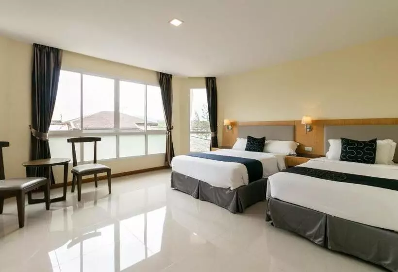 هاستل Goldenbeach Boutique Resort