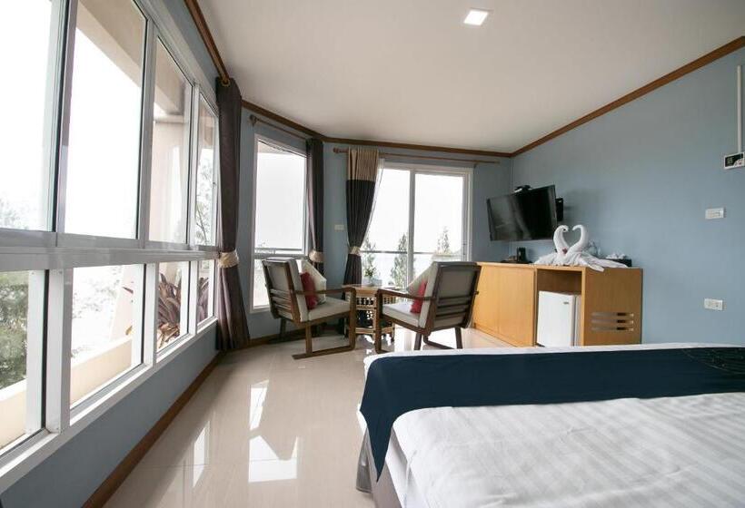 هاستل Goldenbeach Boutique Resort