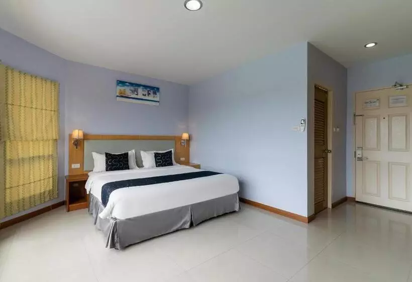 هاستل Goldenbeach Boutique Resort