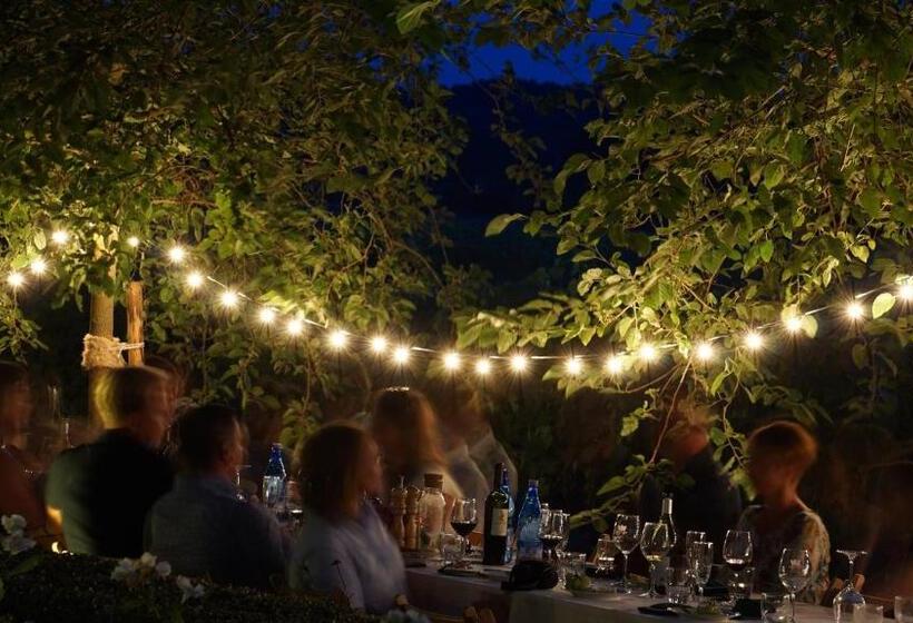 Отель Poggio Al Casone